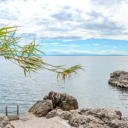 Perfect House Beachfront By Guide