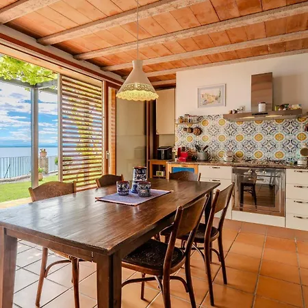Perfect House Beachfront By Guide
