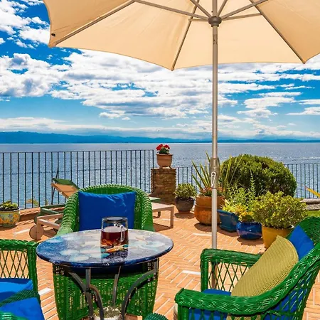 Vila Perfect House Beachfront By Guide *